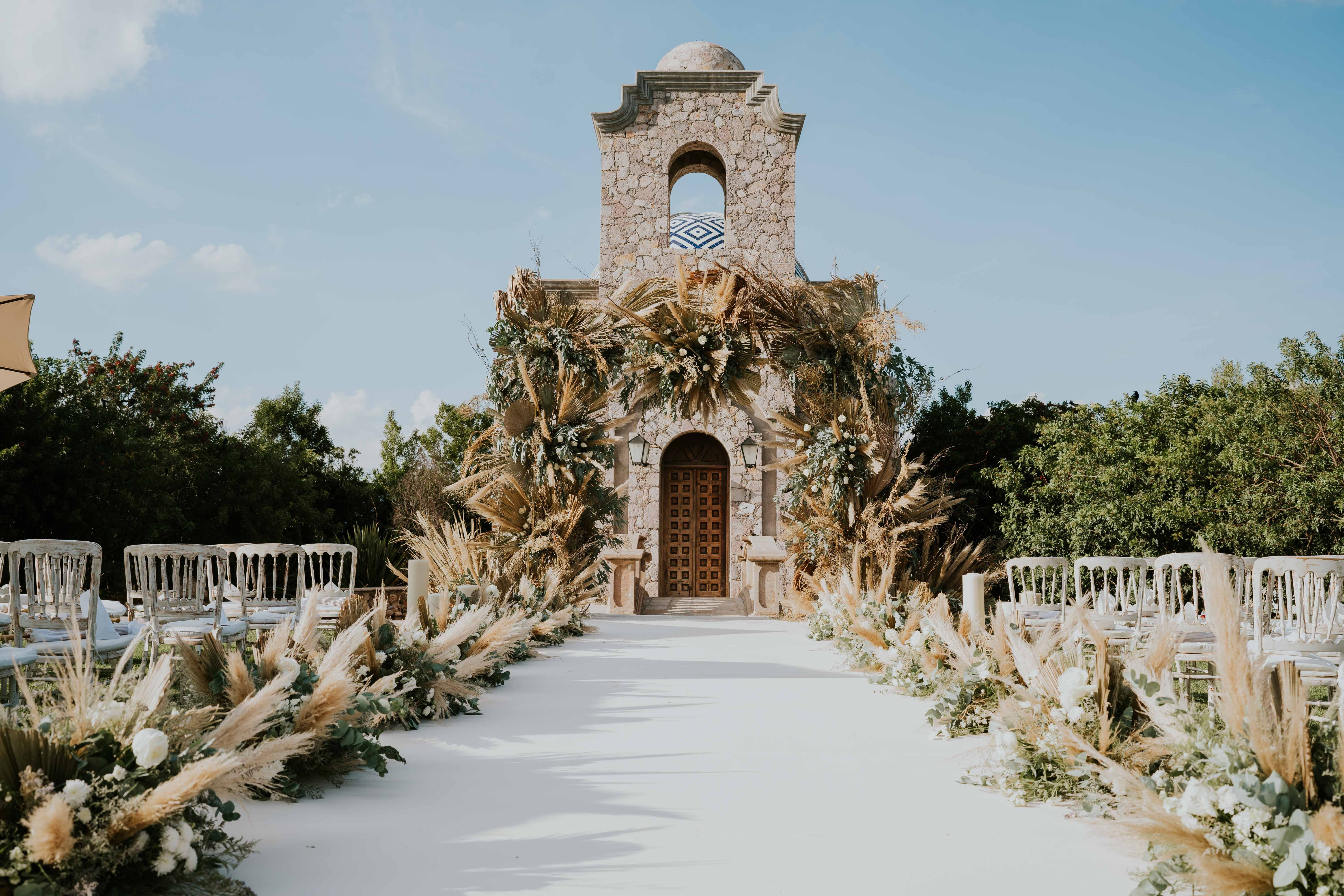 Luxury Destination Weddings and Vow Renewals