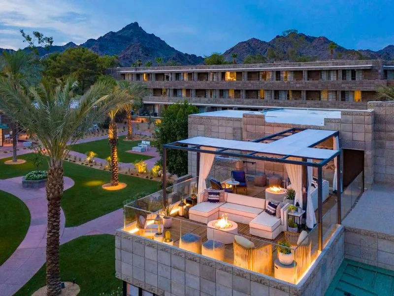 Arizona Biltmore, LXR